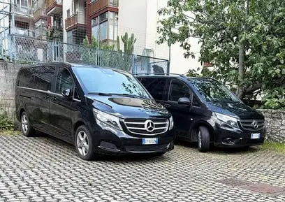 Black Mercedes-Benz V-Class premium minivan for exclusive Amalfi Coast group transfers